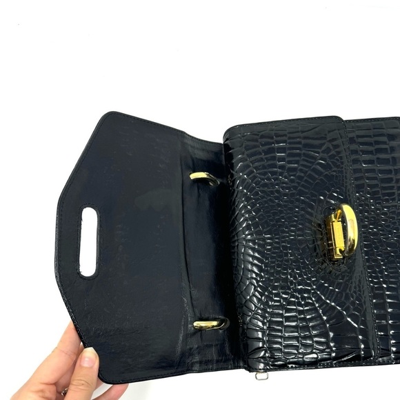 Celine Vintage Black Patent Embossed Crossbody – Extremely Rare, COA Included - Picture 4 of 16